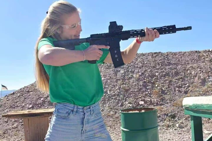 Las Vegas Desert Full-Auto Shooting Adventure: Outdoor Range with Machine Guns photo 4