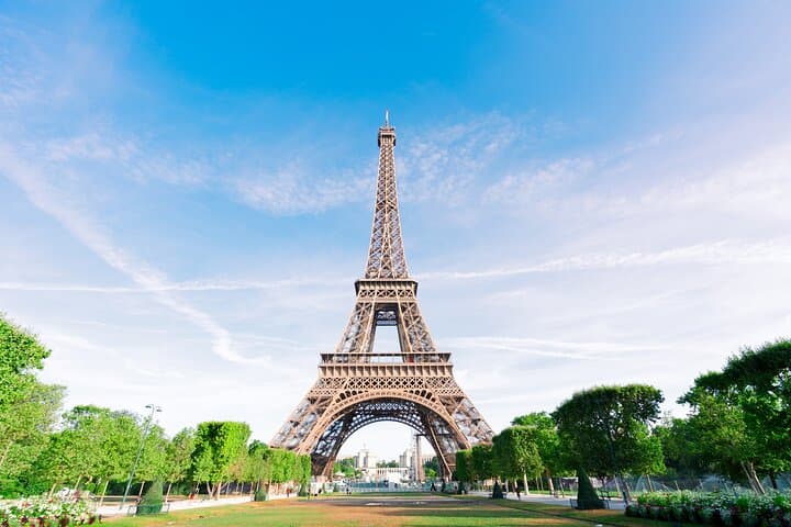 Eiffel Tower Guided Visit to 2nd Floor with Summit Option — Paris Monument Tour photo 4