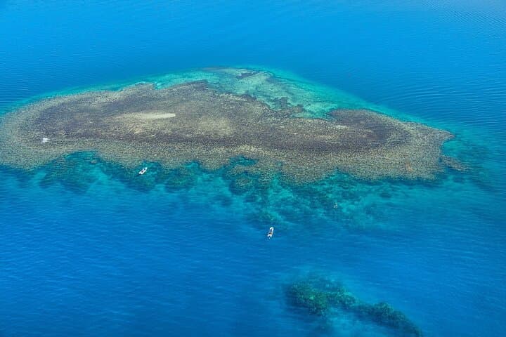 25-Minute Mamanuca Islands Scenic Flight from Port Denarau photo 4
