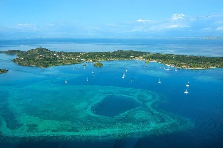 25-Minute Mamanuca Islands Scenic Flight from Port Denarau photo 5