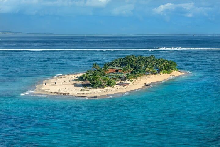 25-Minute Mamanuca Islands Scenic Flight from Port Denarau photo 6