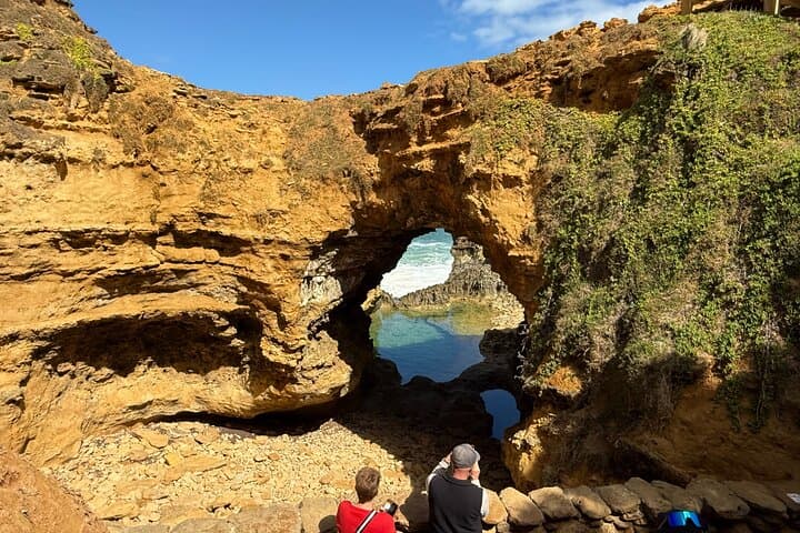 Great Ocean Road Gourmet: Back-Roads Twelve Apostles Day Tour from Melbourne photo 1