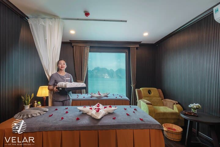 Ha Long & Lan Ha Bay 2-Day Velar Cruise from Hanoi — Balcony Cabin, Kayaking & Caves photo 5
