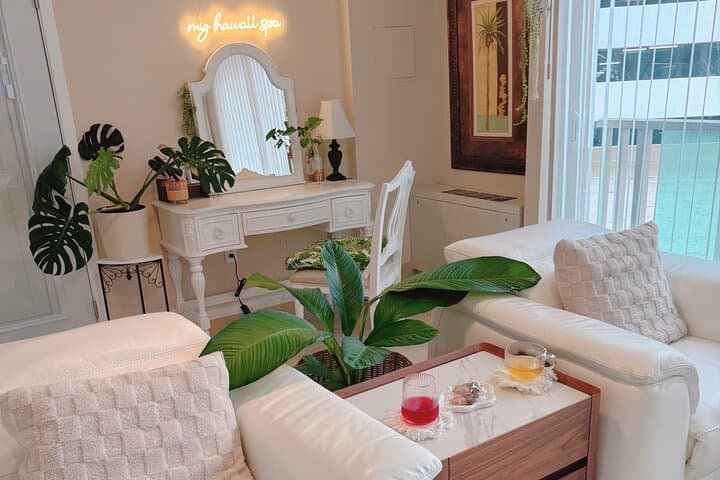 Ala Moana 120-Minute Luxury Massage in Honolulu — Kona Tower Spa Package photo 3