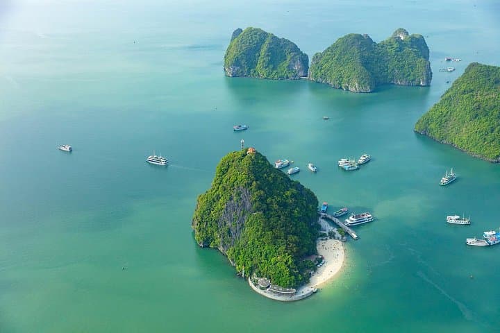 Halong Bay 2-Day, 1-Night Overnight Cruise from Hanoi — Kayaking, Caves & Sundeck Evenings photo 1