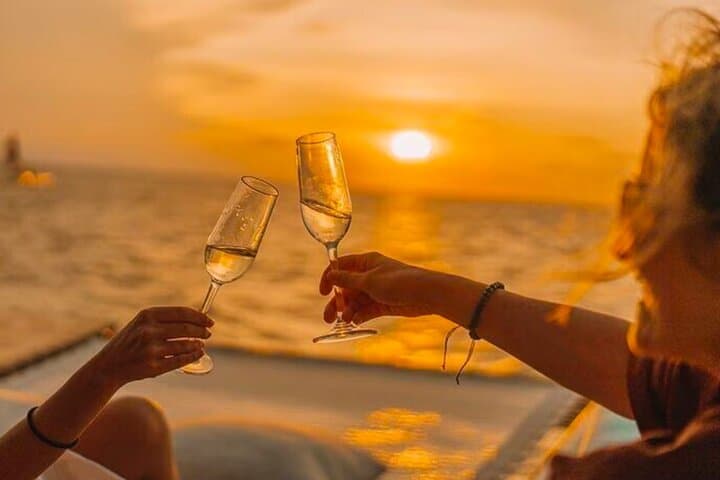 Sorrento Coast Catamaran Sunset — Sushi, DJ & Swim on a 4‑Hour Cruise photo 4