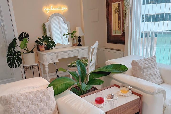 Honolulu Private Luxury 60-Minute Spa & Massage — Private Room with Lomi Lomi, Shiatsu, Swedish photo 2