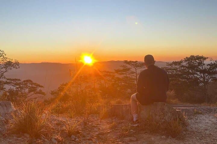 Da Lat Sunrise Cloud Hunting: Cau Dat Tea Hill Morning Tour photo 2