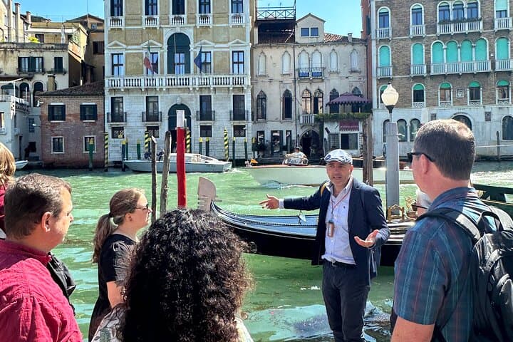 Venice City Highlights Walking Tour with Local Guide