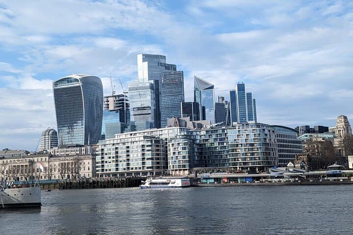 Thames Walking Tour: Monument to St Paul’s, Tower Bridge & Borough Market photo 4