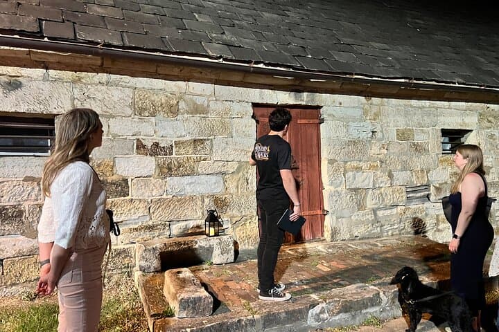 Fredericksburg Ghost Tour: Guided 90-Minute Haunted Walking Experience photo 6