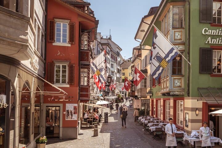 Zurich 360 City Walk: Hidden Spots, History & Tastes photo 2