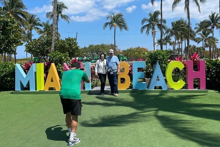 Miami Walking and Biscayne Bay Boat Combo: South Beach, Wynwood & Little Havana in 5 Hours photo 5