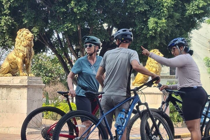 Oaxaca City Bike Tour: History and Traditions at Sunset photo 3
