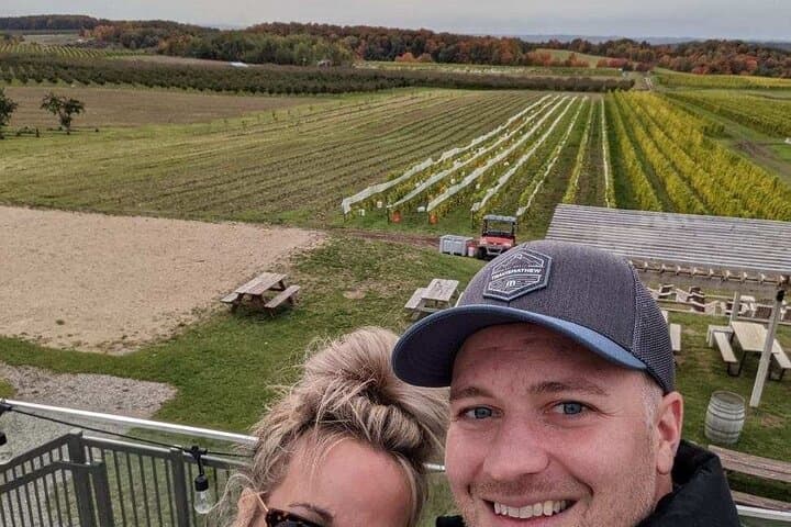 VIP Old Mission Peninsula Wine Tour — Traverse City Fall Colors & Wineries photo 3