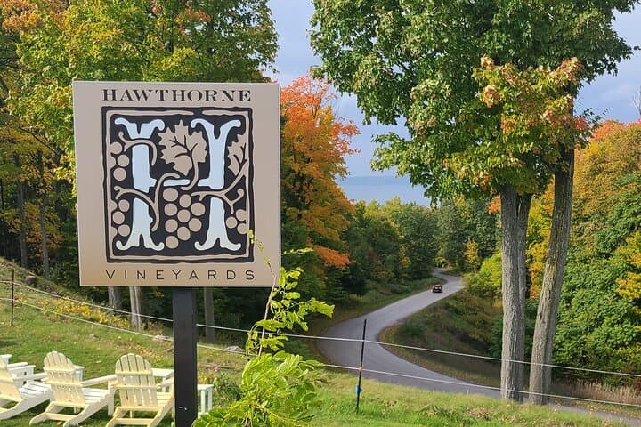 VIP Old Mission Peninsula Wine Tour — Traverse City Fall Colors & Wineries photo 6