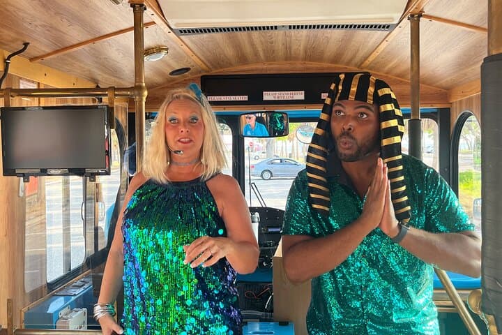 Sing-Along Trolley Sarasota: 90-Minute Downtown Karaoke Trolley Tour photo 3