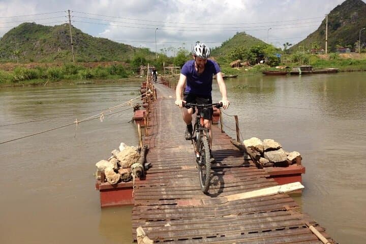 Mai Chau Cycling Escape: 3-Day Hanoi to Mai Chau Bike and Trek Adventure