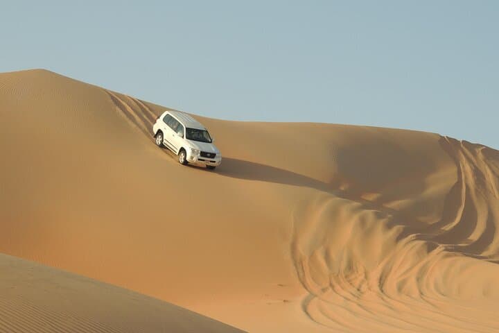 Dubai VIP Evening Desert Safari: Dune Bashing, Sandboarding & BBQ Under the Stars photo 3