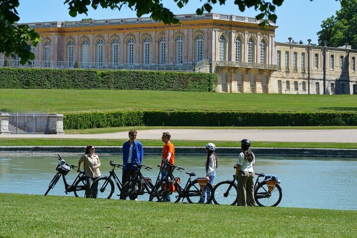 Versailles Bike Tour: Trianon & Gardens Cycling Experience photo 6