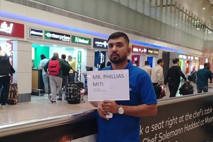 Dubai Private Airport Pickup & Drop — Seamless Transfers to the City photo 3