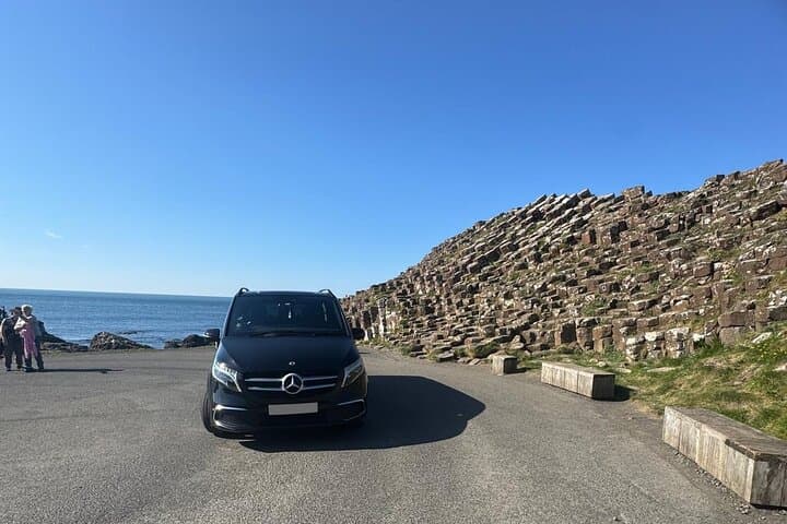 Luxury Private Tour to Giants Causeway from Belfast: Carrick-a-Rede, Dark Hedges & Dunluce