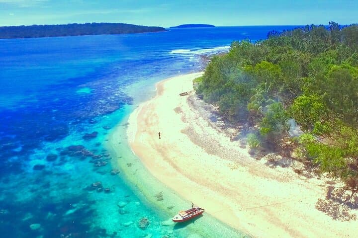 Dany Island Day Tour — Santo’s Best Snorkeling Marine Sanctuary photo 4