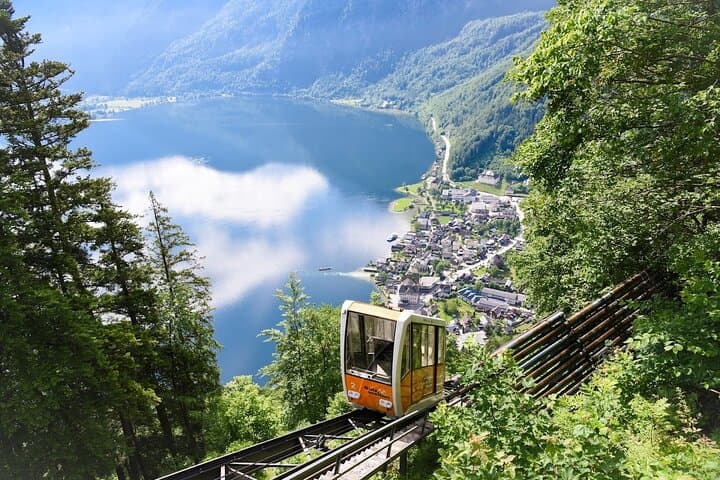 Vienna to Hallstatt Day Trip: Schloss Ort, Skywalk & Salzkammergut Scenery photo 2