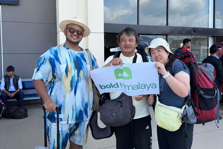 Essence of Nepal: 7-Day Kathmandu, Pokhara & Chitwan Hike and Culture Tour photo 3