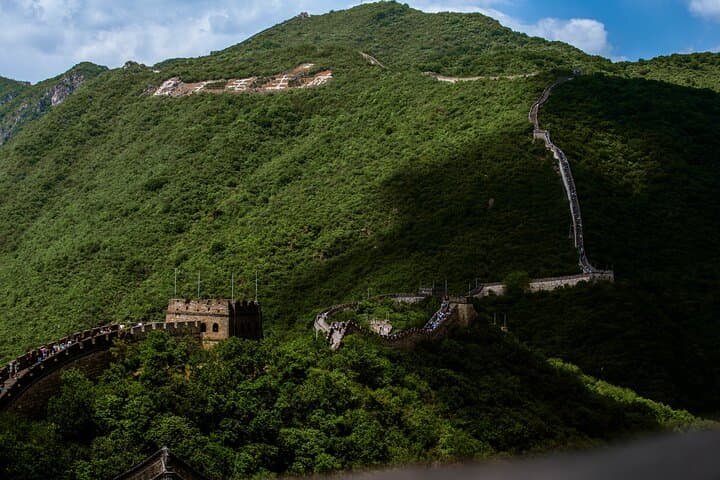 Private Mutianyu or Jinshanling Great Wall Tour from Beijing — Cable Car & Toboggan Options photo 2