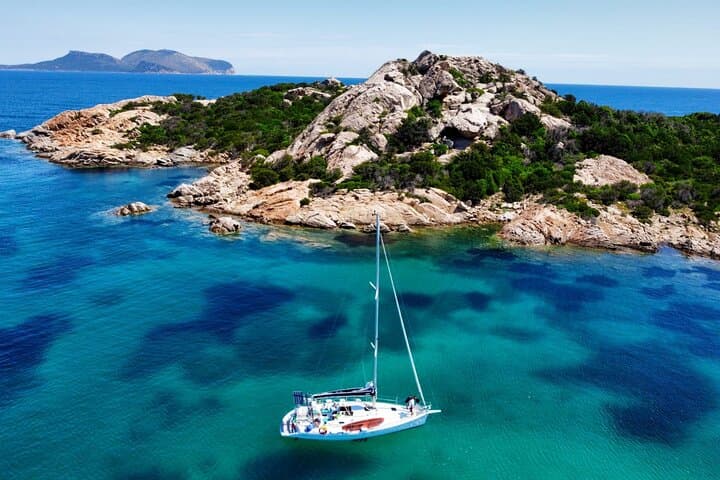 Gulf of Olbia Full-Day Sailing Cruise with Lunch and Snorkeling