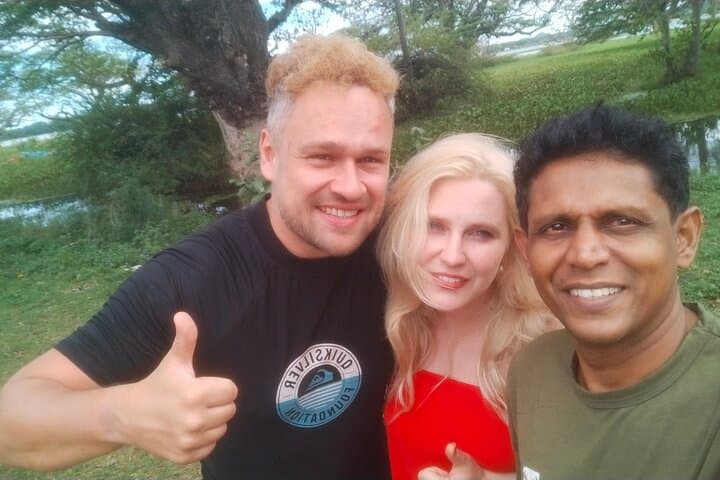 Sri Lanka Private Driver & Airport Transfer — Negombo to Kandy, Ella and Beyond photo 3