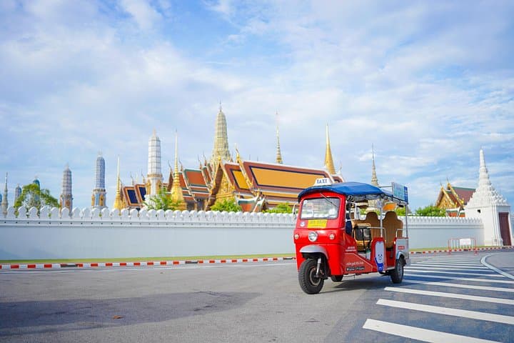 Bangkok 4-Hour Electric Tuk Tuk Pass — Old Town Cultural Circuit