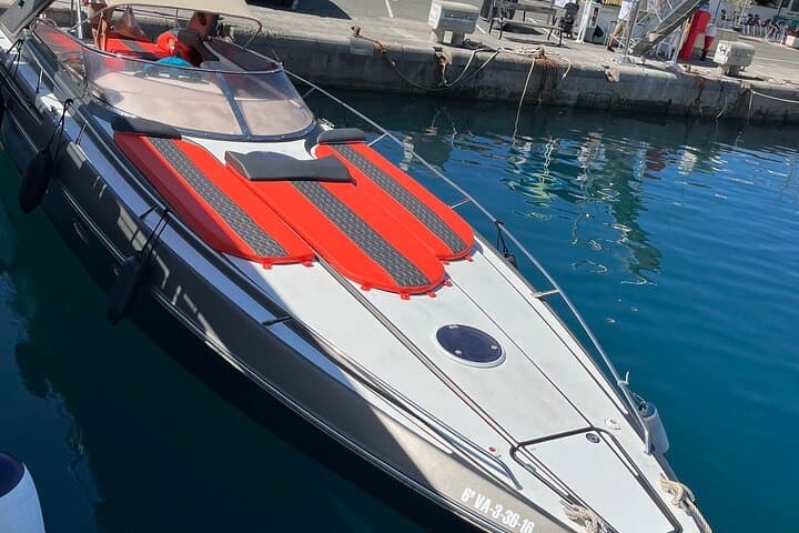 Private Yacht Tour in Gran Canaria — Puerto Rico to Mogán Snorkel & Open Bar photo 6