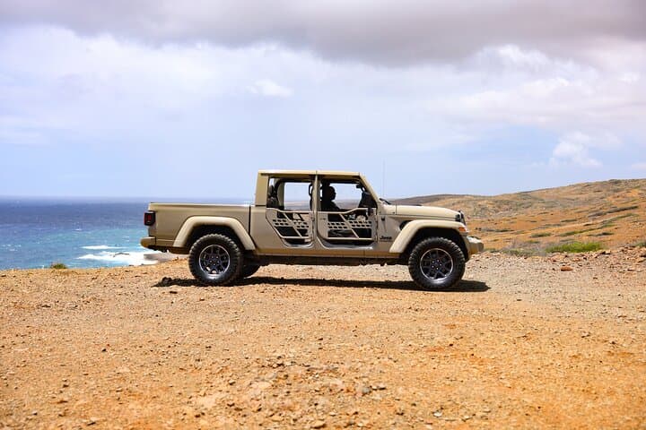Aruba Private A/C Jeep Tour: North Coast & Hidden Natural Pools photo 4