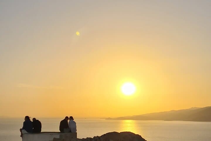 private-mykonos-sunset-escape-hidden-viewpoints-and-armenisits-lighthouse