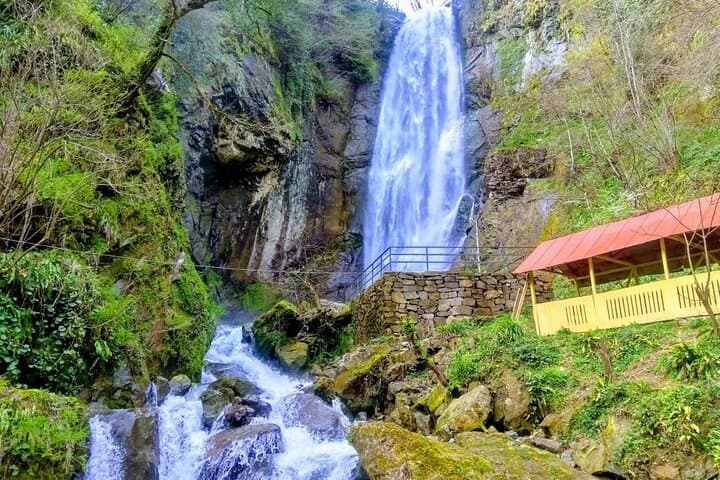 Mahuntseti Waterfall & Queen Tamar Bridge Tour with Wine Tasting from Batumi photo 2