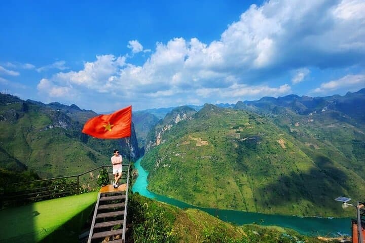 3-Day Dong Van Karst Plateau Geopark Tour from Hanoi
