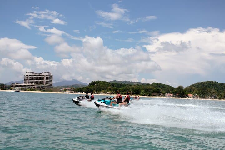 30-Minute Jet Ski Rental at Chenang Beach — Quick Adrenaline on Langkawi photo 3