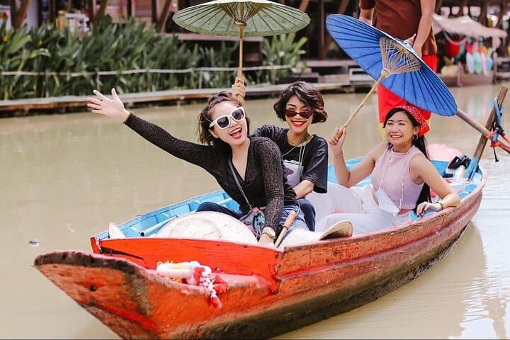 Pattaya Private Full-Day Top Attractions Tour: Mini Siam, Floating Market & Big Buddha photo 3