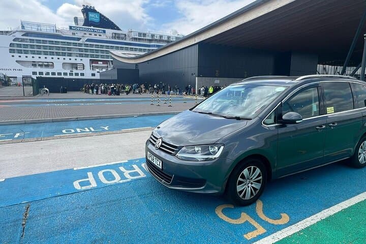 Heathrow to Southampton Port Private Transfer — Meet & Greet Service photo 5