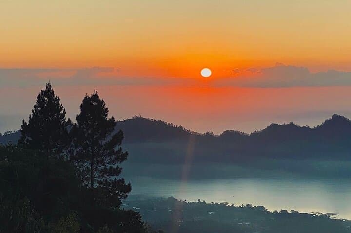 Mount Batur Sunrise Hike: Volcanic Breakfast & Hot Springs in Bali photo 5