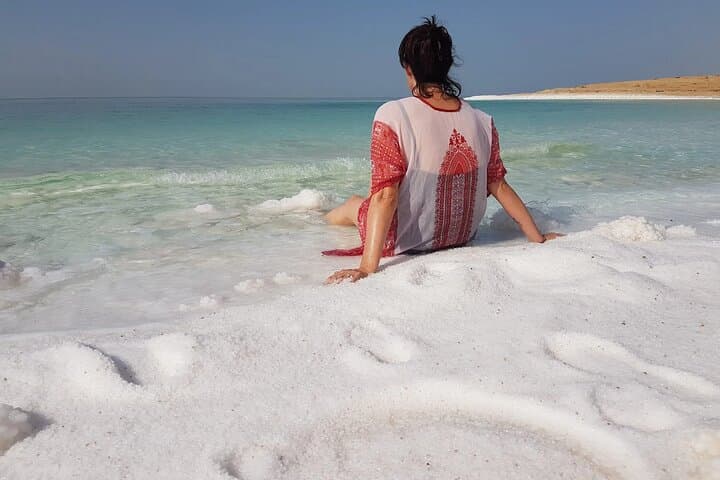 Dead Sea Salt Beach & Pink Lake Private Tour from Amman — Float, Mud and Photo Stops photo 4