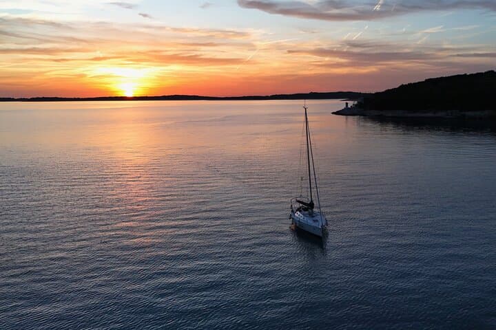 Pula Sunset Cruise to Brijuni: Small-Group Sailing, Sunset Swim & Local Drinks