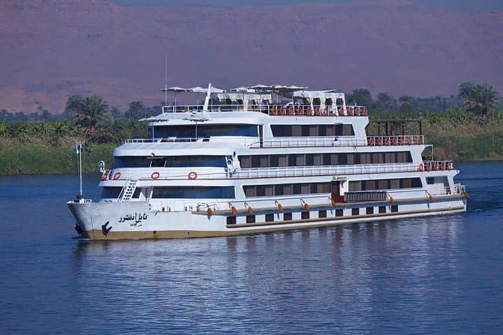 Luxury 8-Day Hurghada & Nile Cruise: Luxor to Aswan Summer Package photo 2