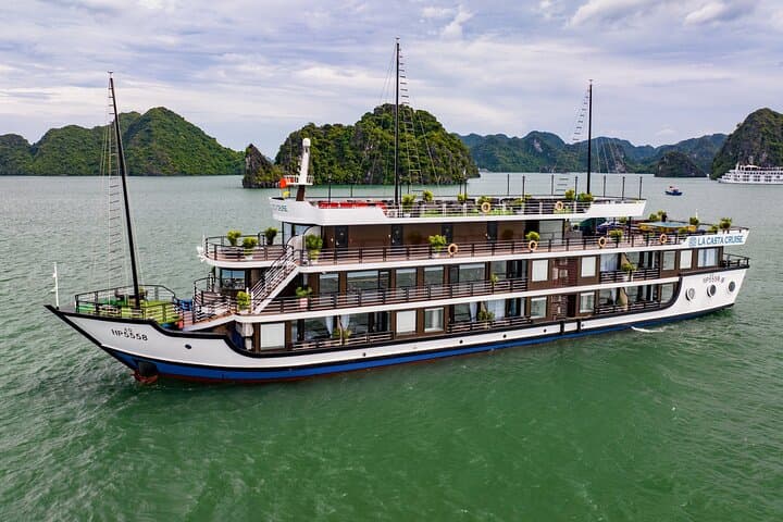 Luxury 2-Day Ha Long & Lan Ha Bay Cruise from Hanoi photo 5