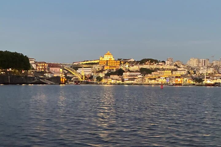 Private Sunset Boat Tour on the Douro River — Porto Scenic Cruise photo 4