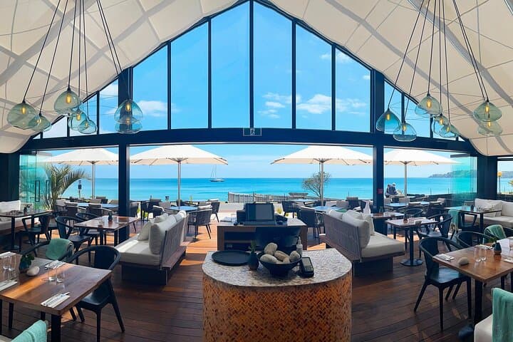 Waiheke Island Afternoon Wine Affair and Oceanfront Lunch