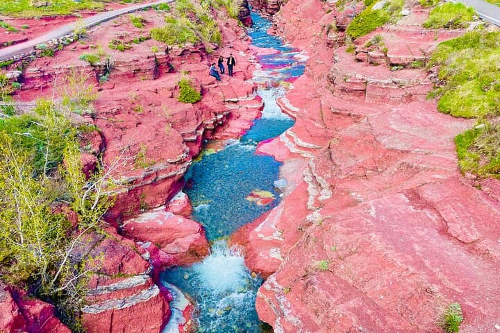 Waterton National Park Day Tour: Waterfalls, Red Rock Canyon & Prince of Wales Hotel