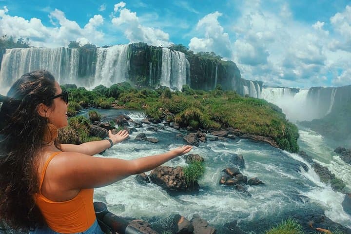 Iguaçu Falls in One Day: Brazil and Argentina Waterfall Tour photo 1